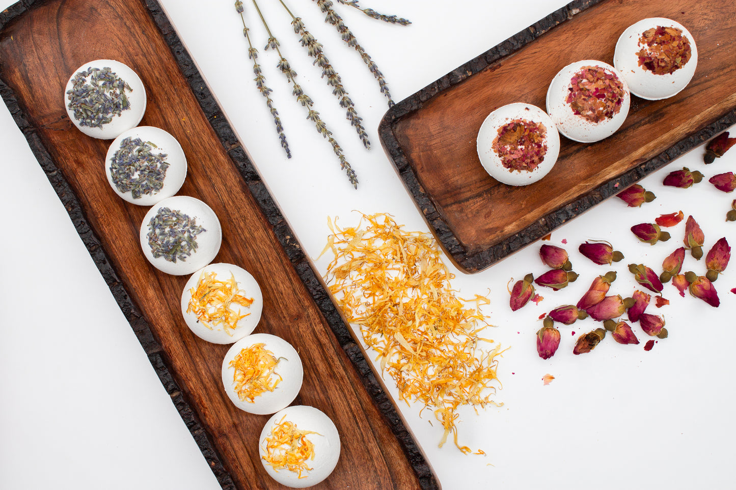 Blissful Escape Premium - Spa Gift Set with Bath Bombs