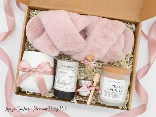 
Gift Box Descriptions
Gift Box Descriptions
100%
10
B3

An elegance gift box for women, but perfect for anyone seeking sophistication. Includes a ceramic mug, aromatherapy candle and safety match jar, pure honey with dipper, tea, and plush open-toe slippers, beautifully arranged for a serene experience.
 
 
 	
An elegance gift box for women, but perfect for anyone seeking sophistication. Includes a ceramic mug, aromatherapy candle and safety match jar, pure honey with dipper, tea, and plush open-toe slippe