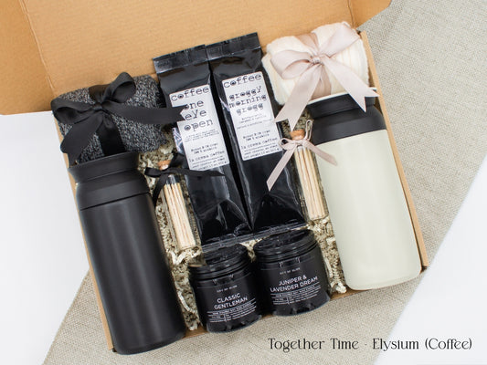 A gift box designed for two. Includes two stainless steel tumblers, a selection of fine coffees, elegant match jars, uniquely scented candles, and cozy socks for both. Ideal for creating shared moments of relaxation and connection.